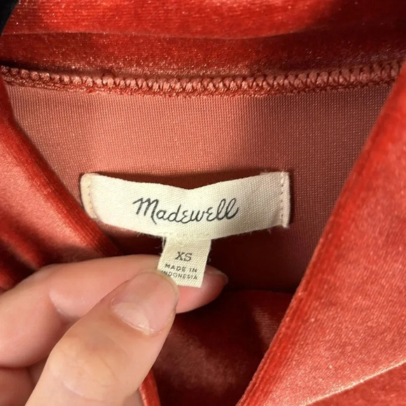 Madewell Velvet Turtleneck Short Sleeve Top - Picture 2 of 7